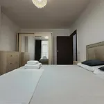 Neo Unu - Of Mara - - Private Parking דירה